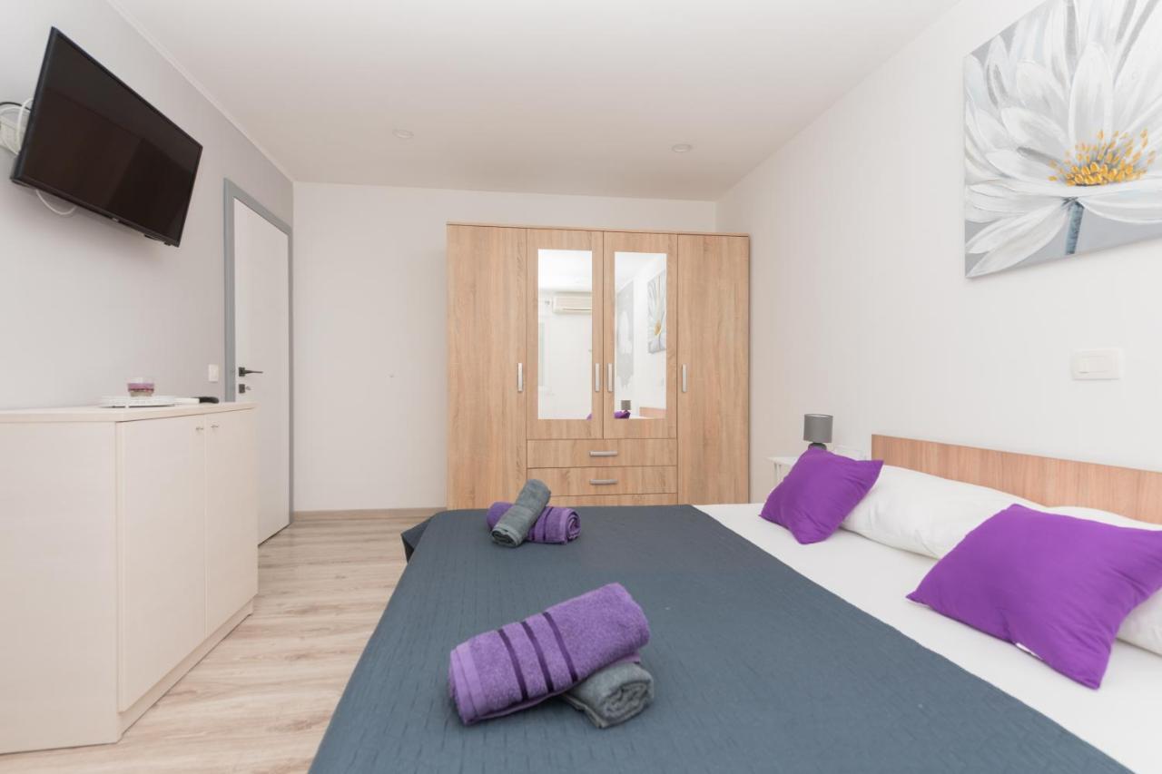App Anna Appartement Makarska Buitenkant foto