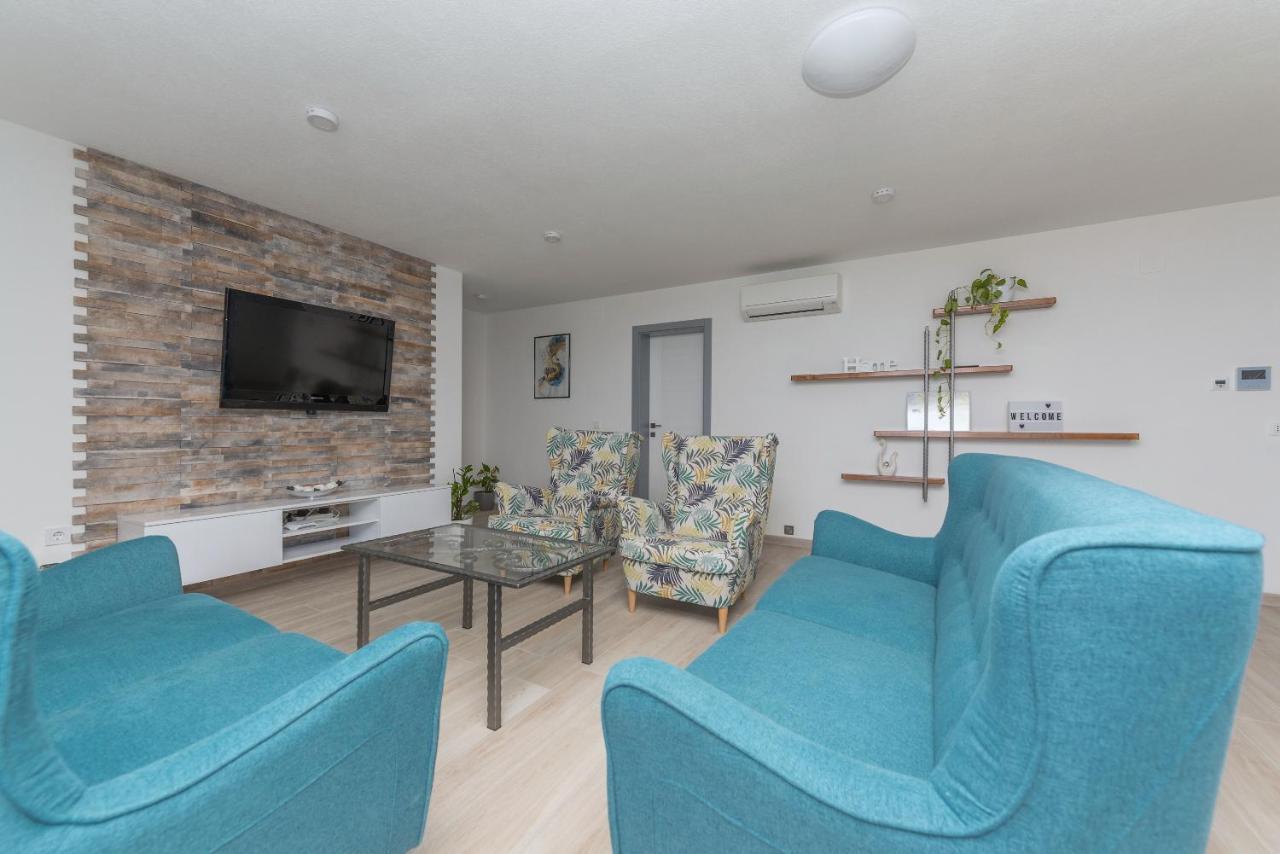 App Anna Appartement Makarska Buitenkant foto